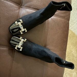 Elegant Black Women's Boots with Embellishments